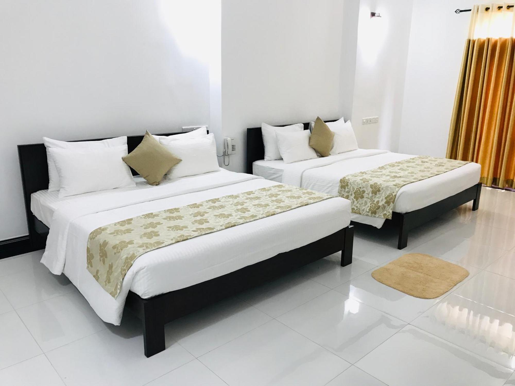 Siluni'S Villa Anuradhapura Rum bild